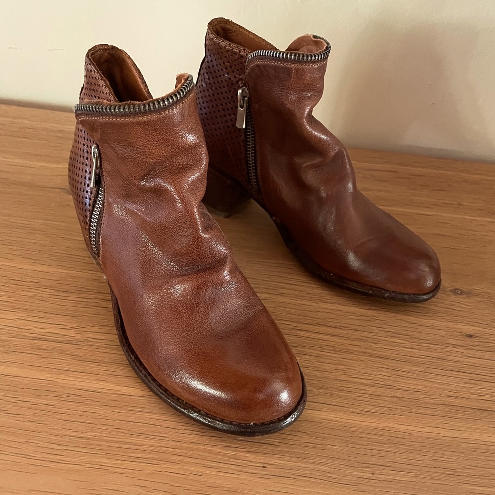 Officine creative boots size 8 ( 38 euro size)